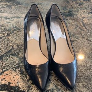 Michael Kors Black Leather Pointed Toe Pumps